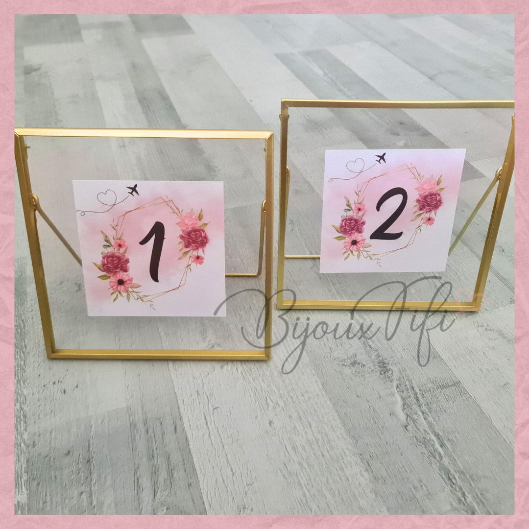 Marcador de Mesa em Moldura "Pink Passport"