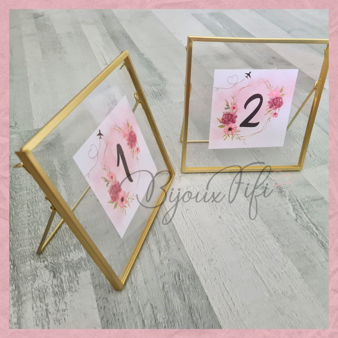 Marcador de Mesa em Moldura "Pink Passport"