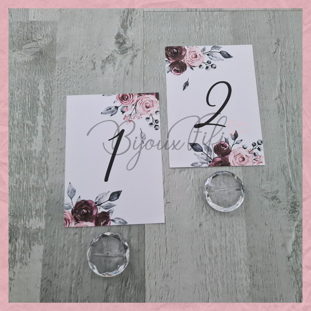 Marcador de Mesa com Base "Tassel" MB025