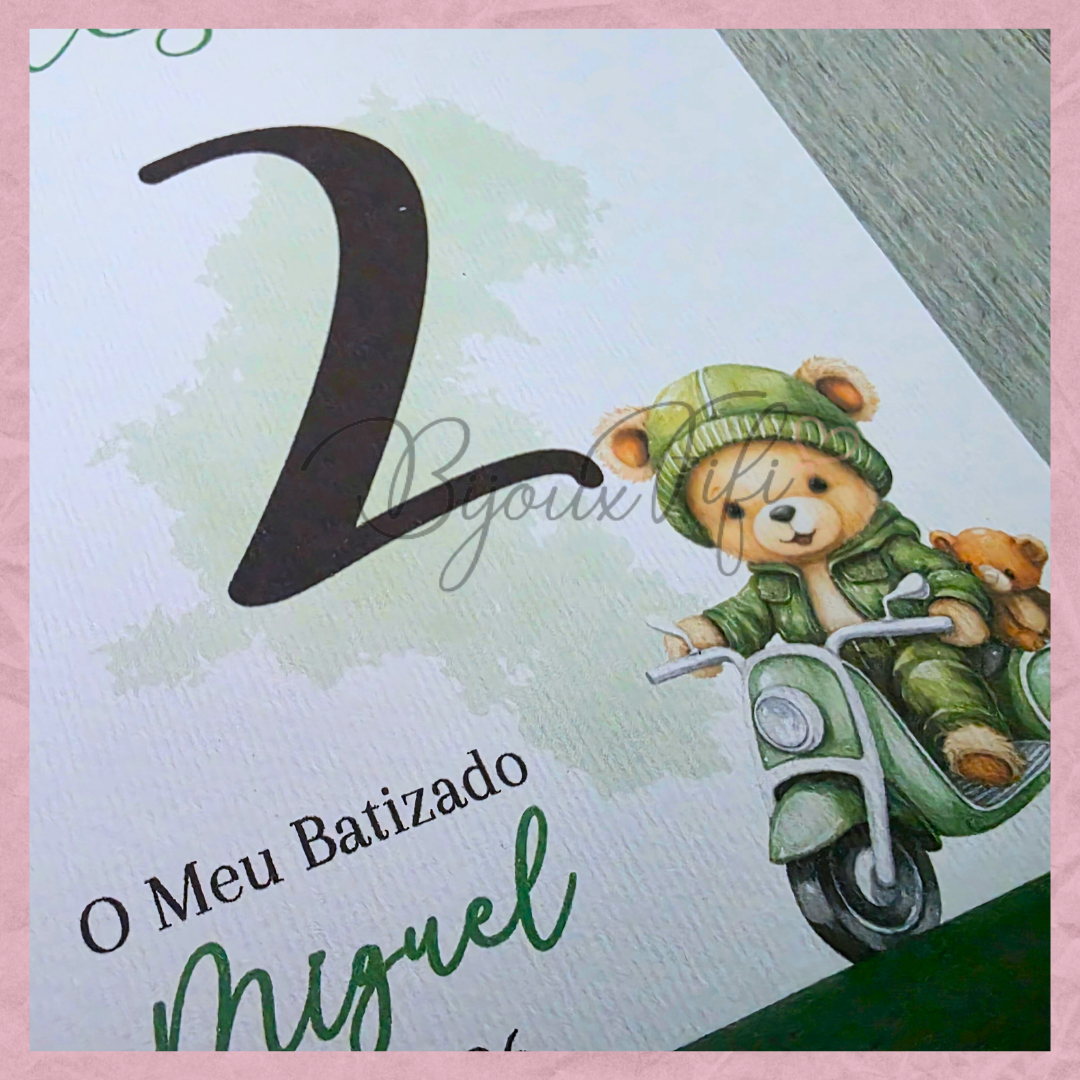 Marcador de Mesa com base "Teddy Green"