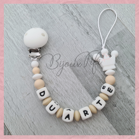 Prende Chucha de silicone com NOME